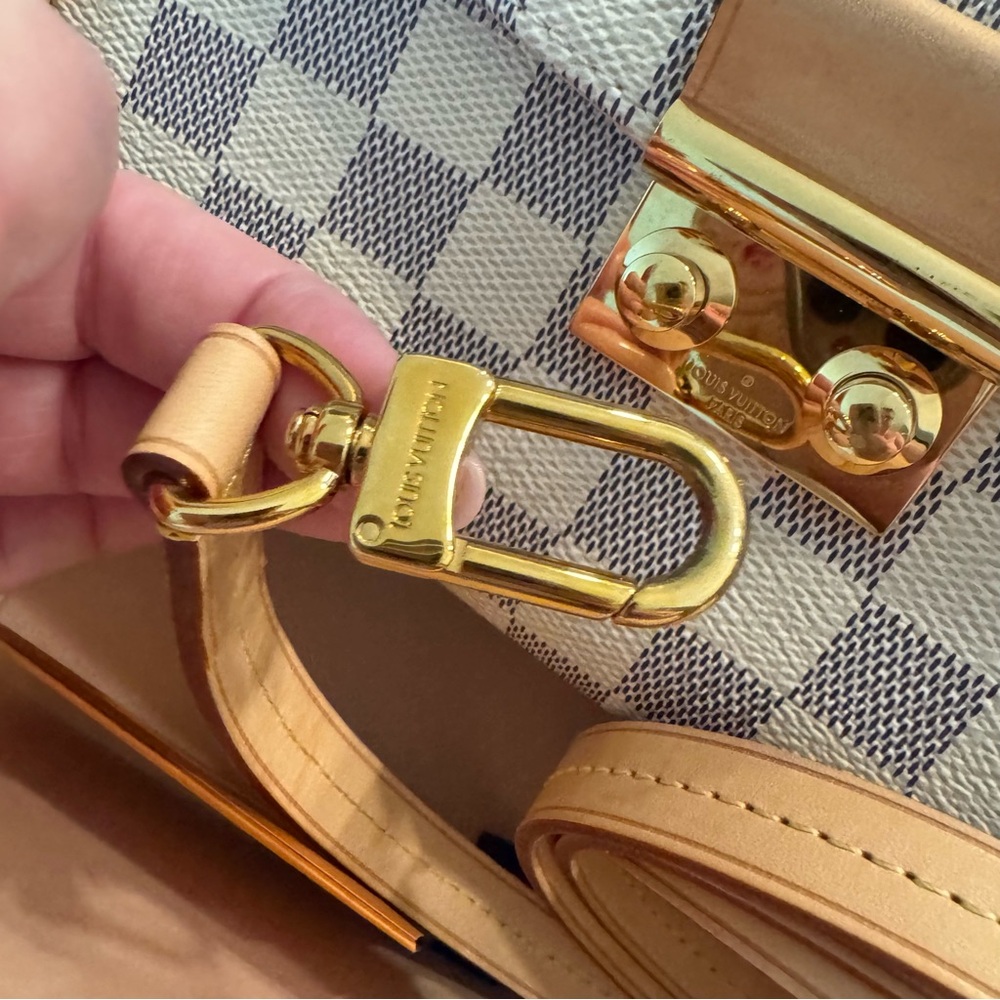 Like New LOUIS VUITTON Damier Azur Croisette Top Handle/Crossbody - Picture 10 of 13